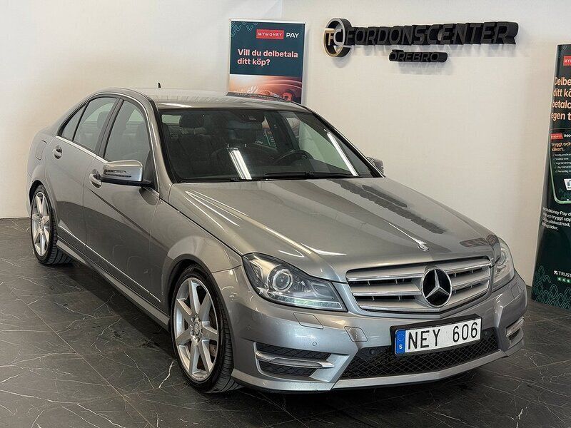 Silver Begagnad 2012 Mercedes C220 AMG Sedan | 109 900 kr (Marknadspris) - Bild 1/4