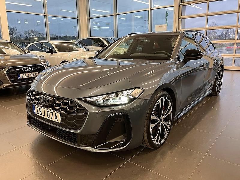 Blå Begagnad 2025 Audi A5 S-Line Kombi | 669 000 kr - Bild 1/4