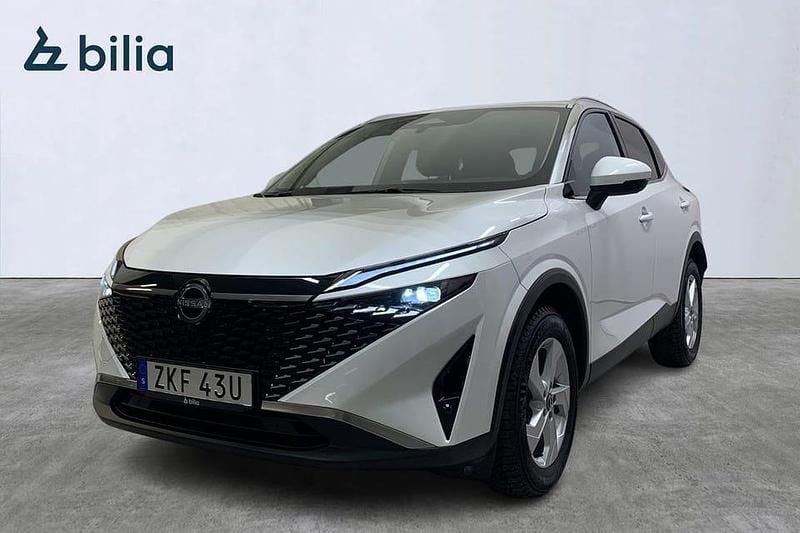 Vit Begagnad 2024 Nissan Qashqai N-Connecta SUV | 339 000 kr (Marknadspris) - Bild 1/4