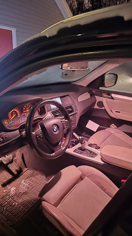 Begagnad BMW X3 184 HK (135 kW) 2012 SUV