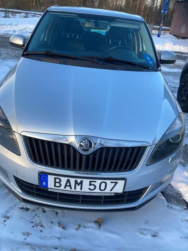 Begagnad Skoda Fabia 86 HK (63 kW) 2014
