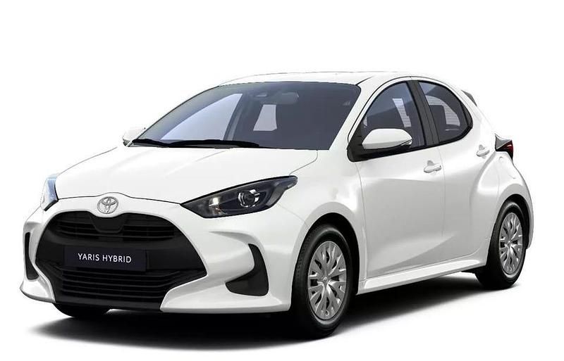 Vit Ny 2025 Toyota Yaris Hybrid Life Halvkombi | 254 900 kr (Marknadspris) - Bild 1/1