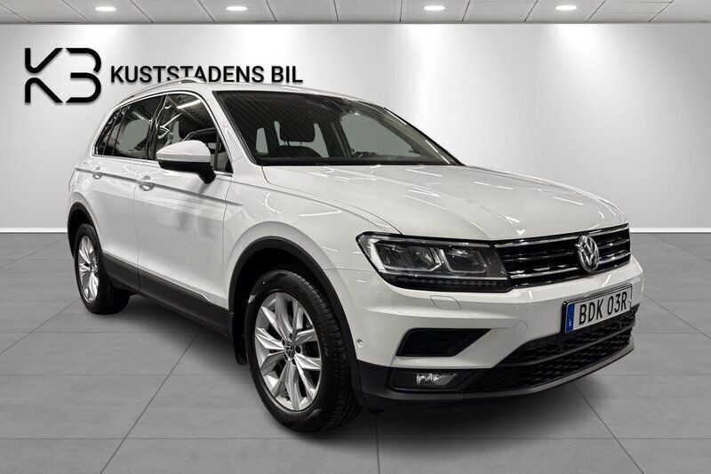 Vit Begagnad 2020 VW Tiguan SUV | 259 900 kr (Marknadspris) - Bild 1/4