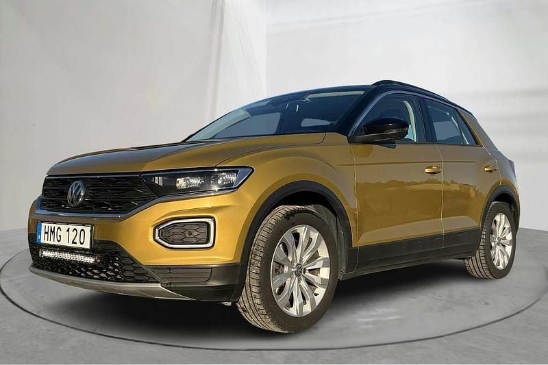 Gul Begagnad 2018 VW T-Roc GT SUV | 170 000 kr (Bra pris) - Bild 1/4
