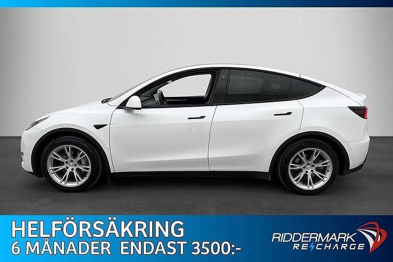 Begagnad Tesla Model Y Standard Range 250 kW (340 HK) 2022 Vit SUV