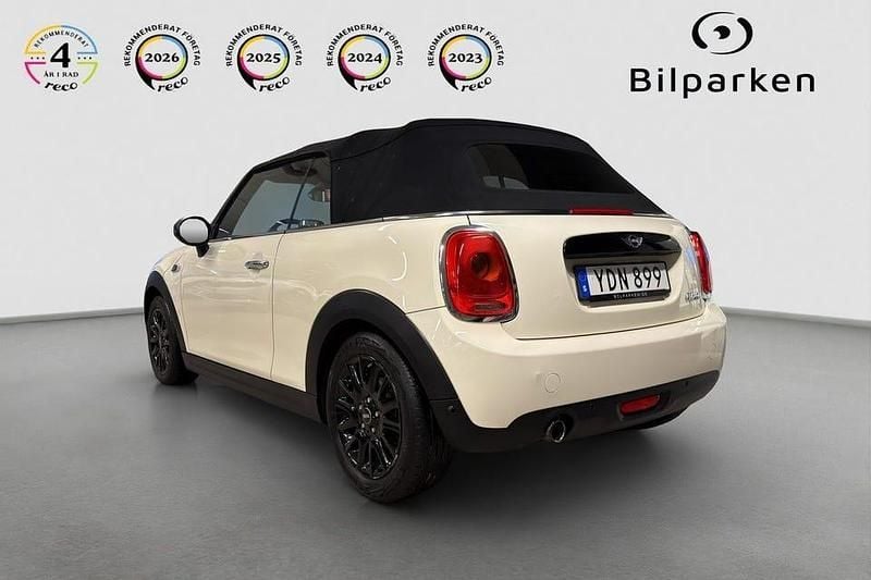 Begagnad Mini Cooper Pepper 136 HK (100 kW) 2016 Vit Halvkombi