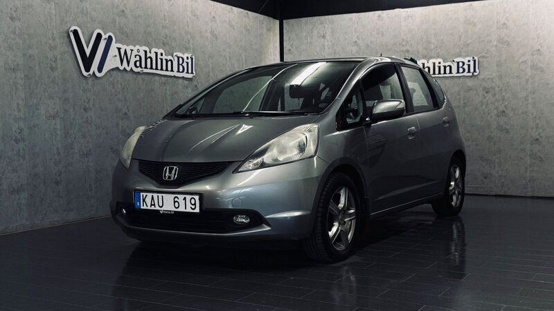 Silver Begagnad 2009 Honda Jazz Halvkombi | 54 900 kr (Marknadspris) - Bild 1/4