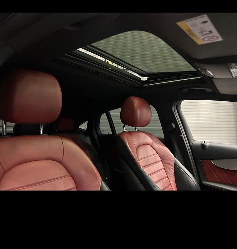 Begagnad Mercedes GLC350 327 HK (240 kW) 2018 Sportkupé