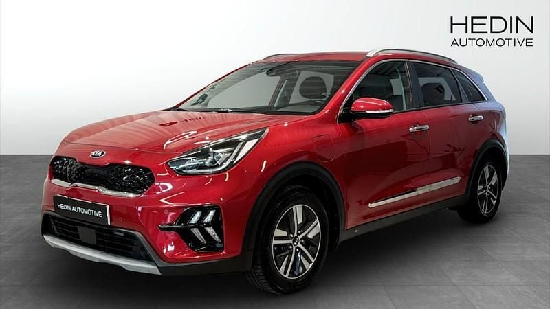 Röd (red) Begagnad 2019 Kia Niro 2 SUV | 229 900 kr (Marknadspris) - Bild 1/4