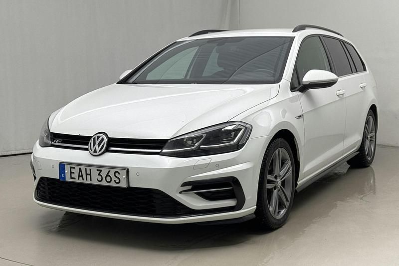 Vit Begagnad 2020 VW Golf VII GT | 129 000 kr (Superpris) - Bild 1/4