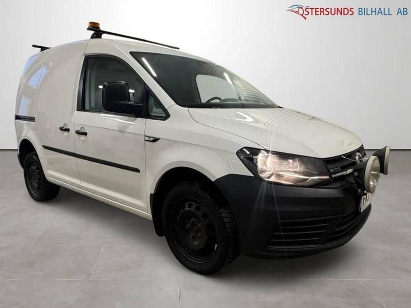 Vit Begagnad 2018 VW Caddy Minibuss | 179 900 kr (Marknadspris) - Bild 1/4