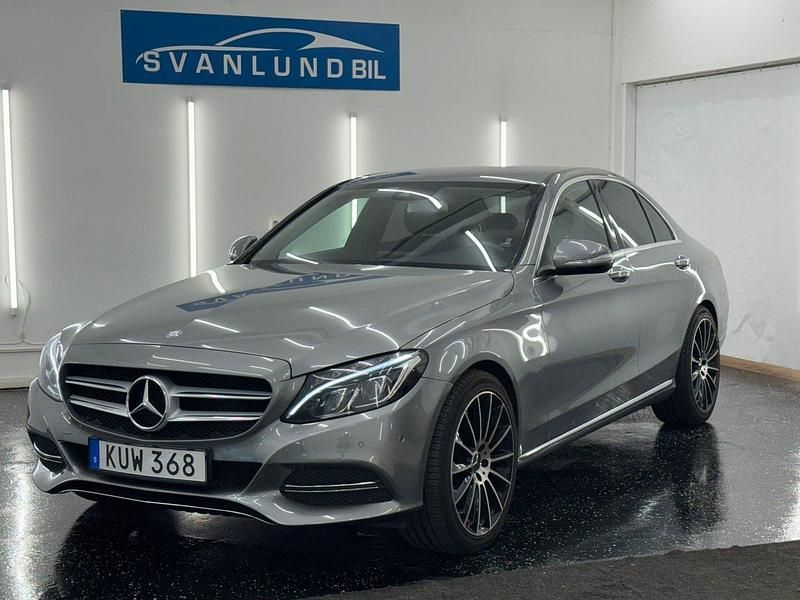 Silver Begagnad 2014 Mercedes C220 Sedan | 159 800 kr (Lite dyr) - Bild 1/4