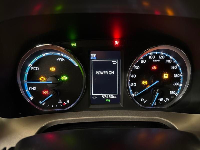 Begagnad Toyota RAV4 197 HK (144 kW) 2018 Röd SUV