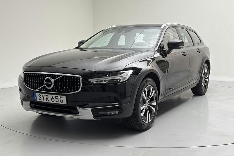 Svart Begagnad 2020 Volvo V90 CC SE Kombi | 229 000 kr (Bra pris) - Bild 1/4