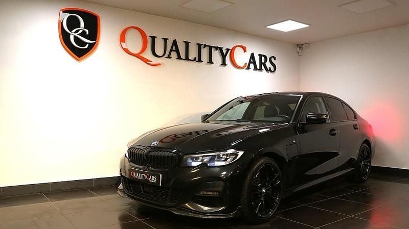 Begagnad BMW 330e M Sport 184 HK (135 kW) 2019 Svart Sedan