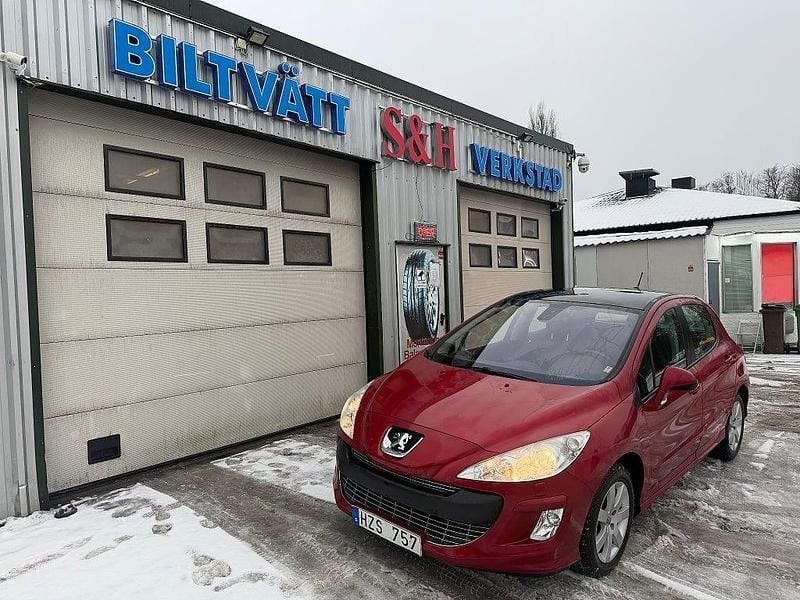 Begagnad Peugeot 308 150 HK (110 kW) 2008 Röd Halvkombi