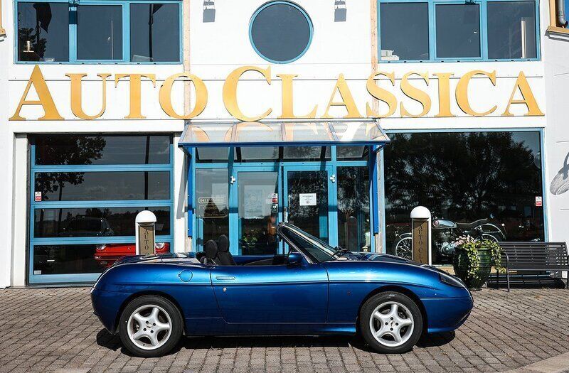Blå metallic Begagnad 2000 Fiat Barchetta Cab | 85 000 kr - Bild 1/4