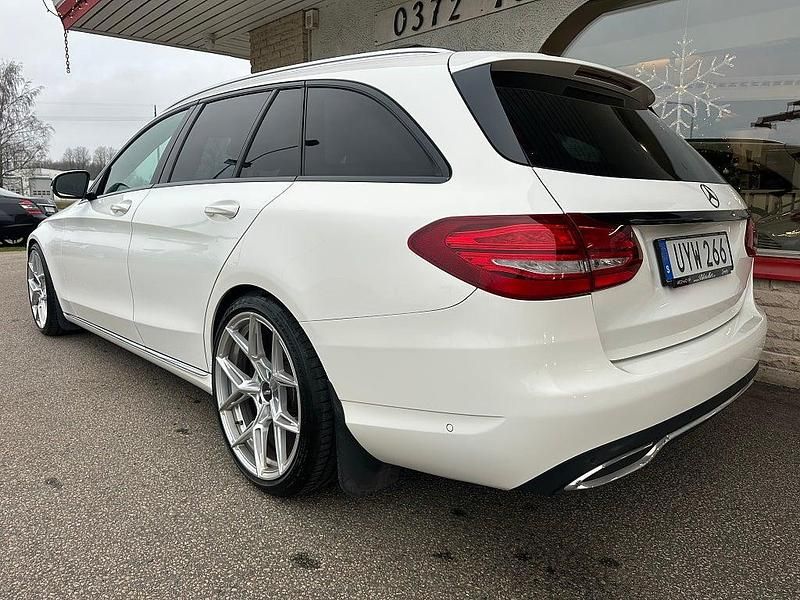 Begagnad Mercedes C220 Avantgarde 170 HK (125 kW) 2015 Vit Kombi