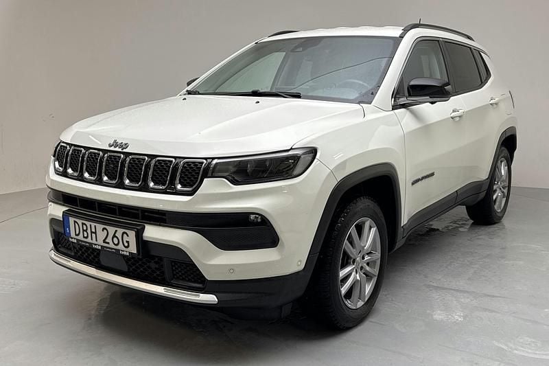 Begagnad Jeep Compass Limited 190 HK (139 kW) 2021 Vit SUV