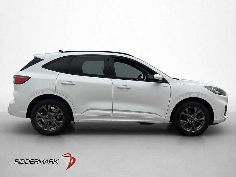 Begagnad Ford Kuga ST-Line 152 HK (111 kW) 2021 Vit SUV