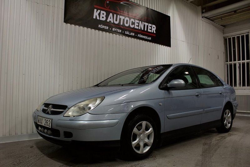 Silver Begagnad 2004 Citroën C5 Halvkombi | 12 900 kr (Superpris) - Bild 1/4
