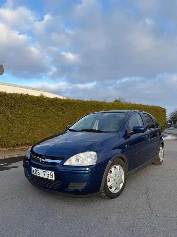 Begagnad Opel Corsa 80 HK (58 kW) 2006 Halvkombi