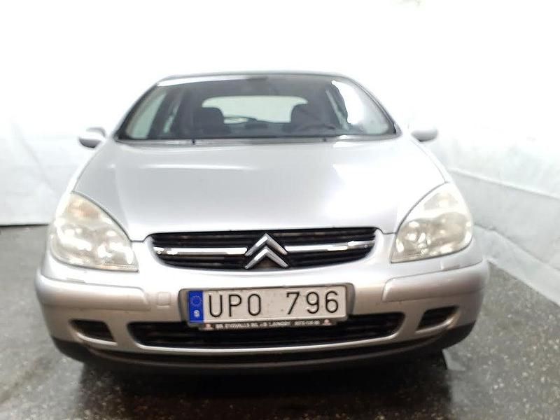 Begagnad Citroën C5 109 HK (80 kW) 2003 Blå (silver) Halvkombi