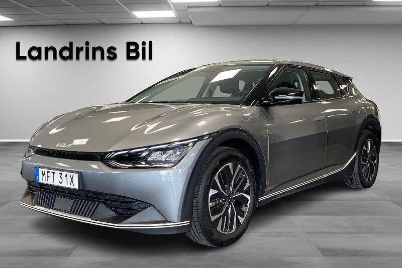 Grå Begagnad 2022 Kia EV6 2 SUV | 359 000 kr (Superpris) - Bild 1/4
