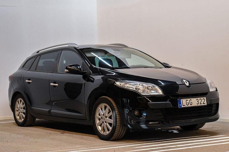 Svart Begagnad 2011 Renault Mégane GrandTour Kombi | 58 800 kr (Marknadspris) - Bild 1/4