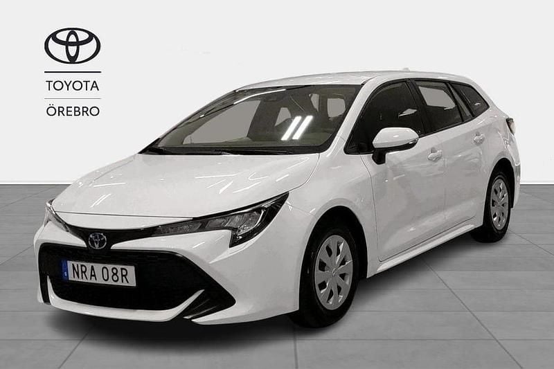 Vit Begagnad 2022 Toyota Corolla Life Kombi | 237 900 kr (Bra pris) - Bild 1/3