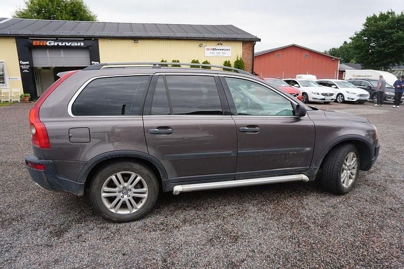 Begagnad Volvo XC90 164 HK (120 kW) 2004 Brun SUV
