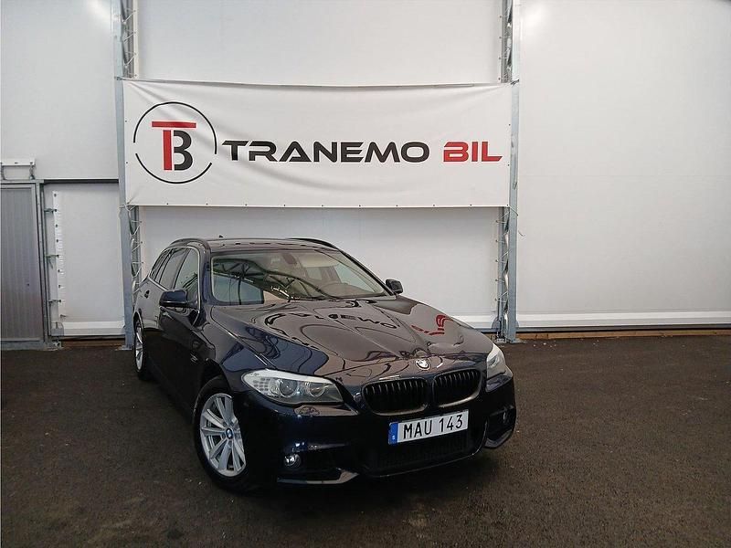 Blå Begagnad 2012 BMW 520 Kombi | 89 900 kr (Bra pris) - Bild 1/4