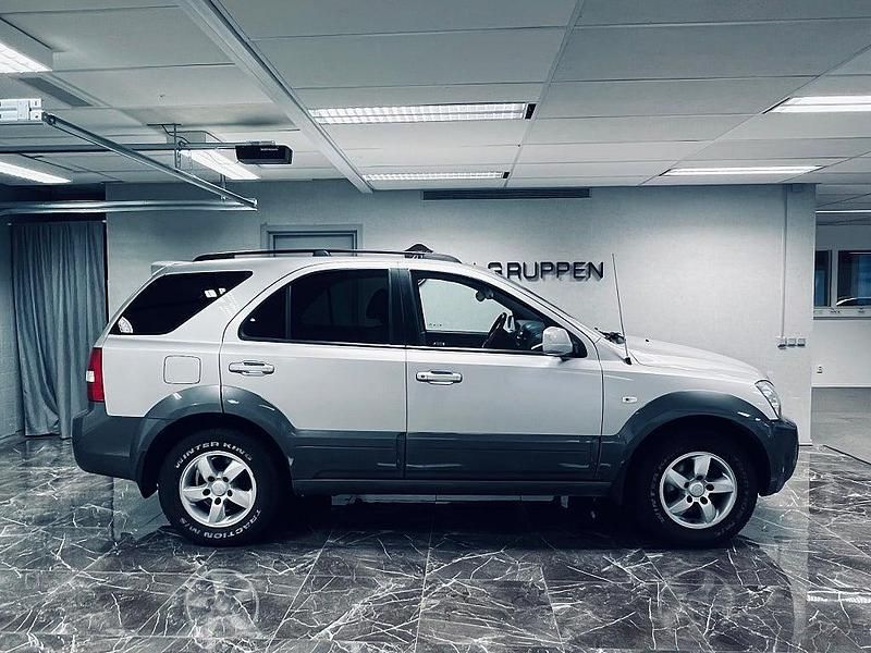 Begagnad Kia Sorento 170 HK (125 kW) 2007 Flerfärgad SUV