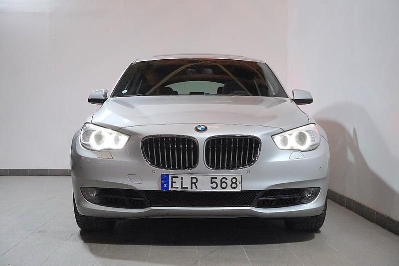 Begagnad BMW 535 Gran Turismo 299 HK (219 kW) 2010 Ljusgrå Halvkombi