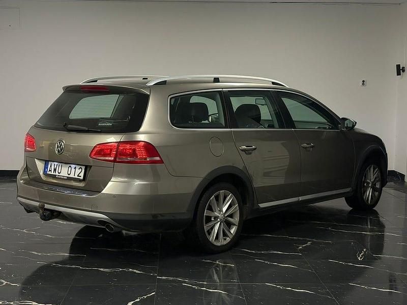 Begagnad VW Passat 170 HK (125 kW) 2013 Ljusbrun Kombi
