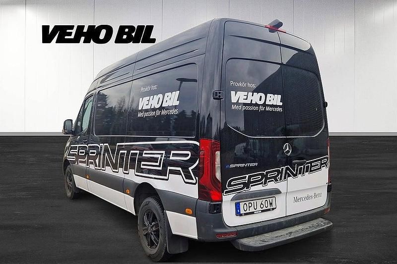 Begagnad Mercedes 320 2025 Svart Pickup