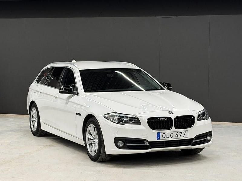 Begagnad BMW 520 190 HK (139 kW) 2015 Vit