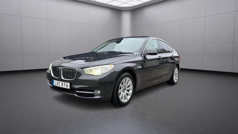 Begagnad BMW 530 Gran Turismo 245 HK (180 kW) 2011 Grå Halvkombi