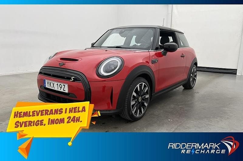 Röd Begagnad 2021 Mini Cooper S Halvkombi | 189 800 kr (Marknadspris) - Bild 1/3