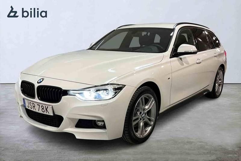 Begagnad BMW 320 2019 Vit Kombi