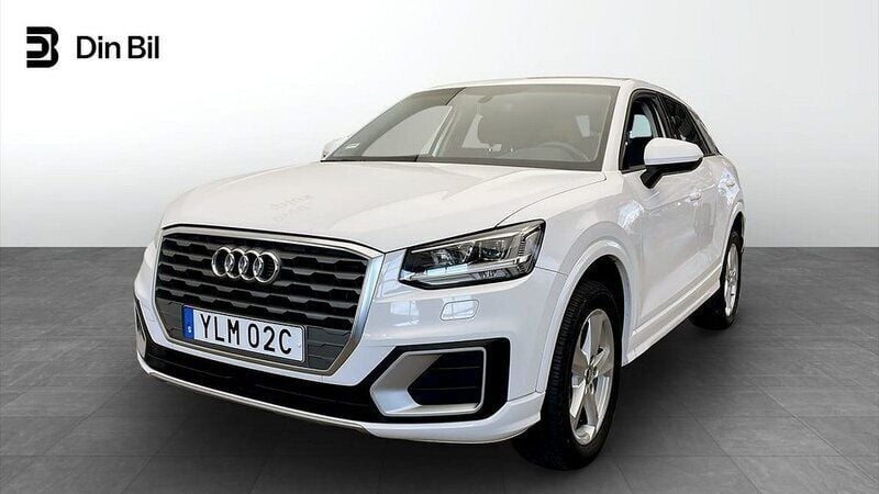 Vit (ibisvit) Begagnad 2020 Audi Q2 Sport SUV | 204 000 kr (Marknadspris) - Bild 1/4
