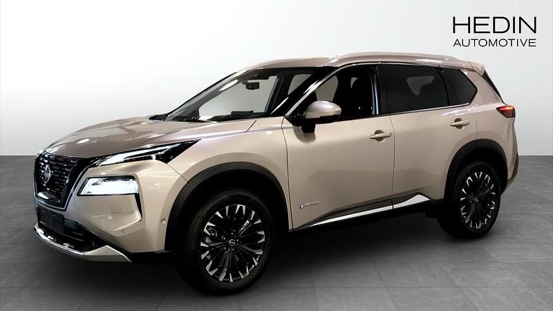 Ny Nissan X-Trail Tekna 214 HK (157 kW) 2025 Guld SUV