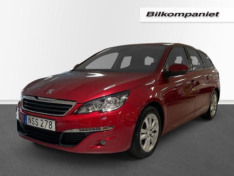 Begagnad Peugeot 308 Active 112 HK (82 kW) 2015 Mörkröd (röd) Kombi