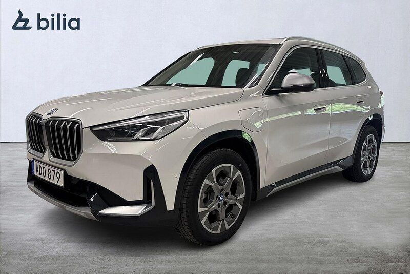Vit Begagnad 2024 BMW X1 xLine SUV | 499 900 kr (Bra pris) - Bild 1/4