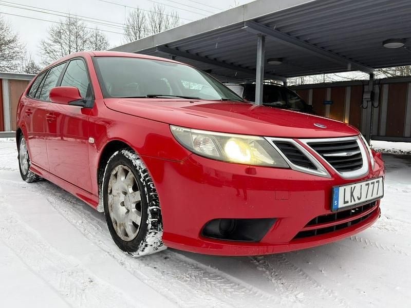 Begagnad 2008 Saab 9-3 Kombi | 32 000 kr (Marknadspris) - Bild 1/4