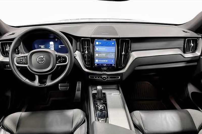 Begagnad Volvo XC60 R-Design 344 HK (253 kW) 2022 Vit SUV