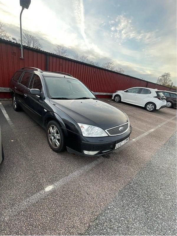 Begagnad 2004 Ford Mondeo Kombi | 5 000 kr (Superpris) - Bild 1/4