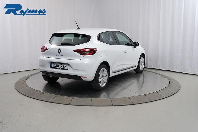 Begagnad Renault Clio V Zen 91 HK (66 kW) 2022 Vit Halvkombi