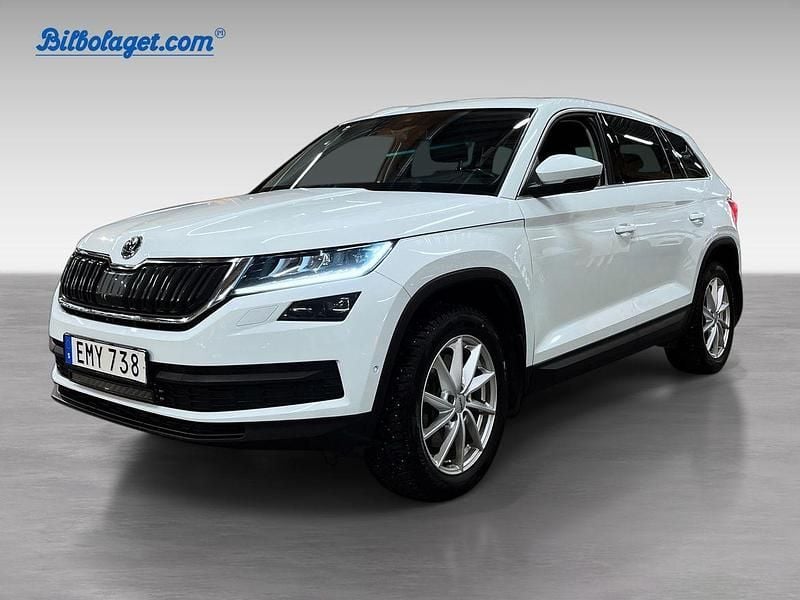 Vit Begagnad 2018 Skoda Kodiaq SUV | 250 000 kr (Marknadspris) - Bild 1/4