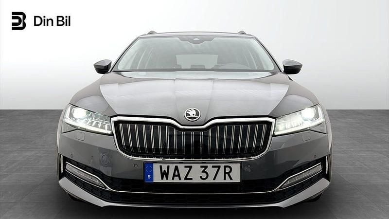 Begagnad Skoda Superb Business Line 156 HK (114 kW) 2024 Graphite grey metallic Kombi